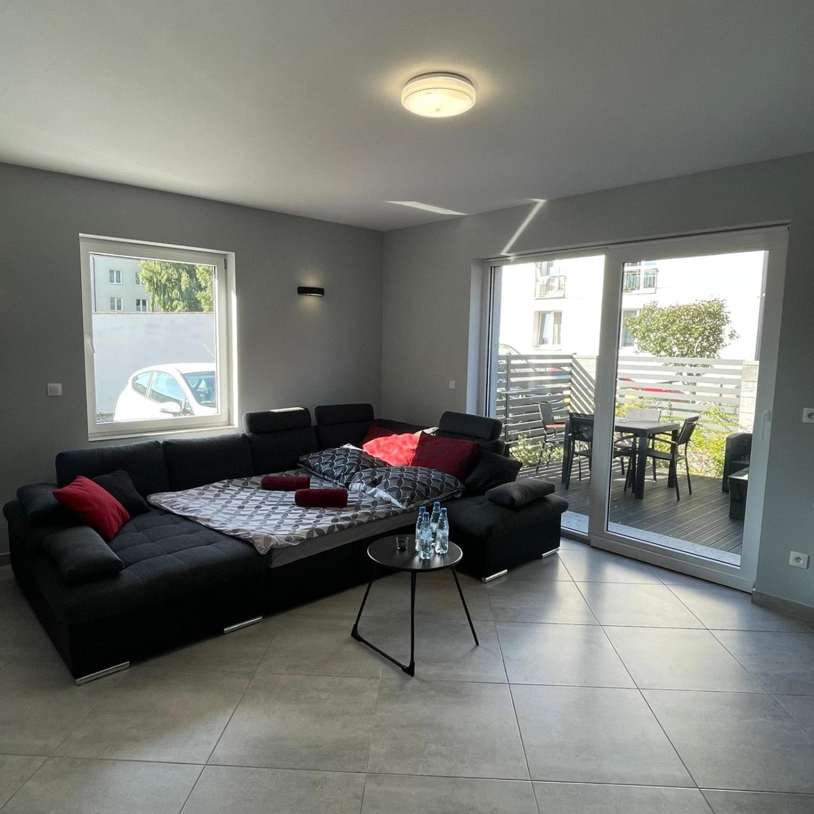 Apartament Na Fali *