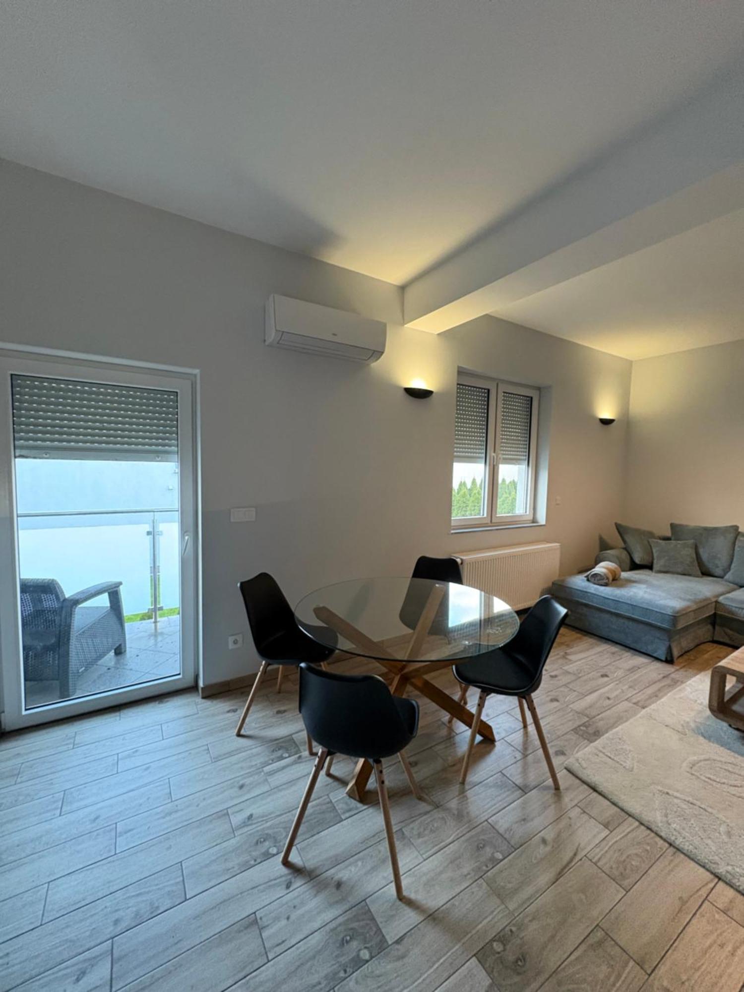 Apartament Na Fali *